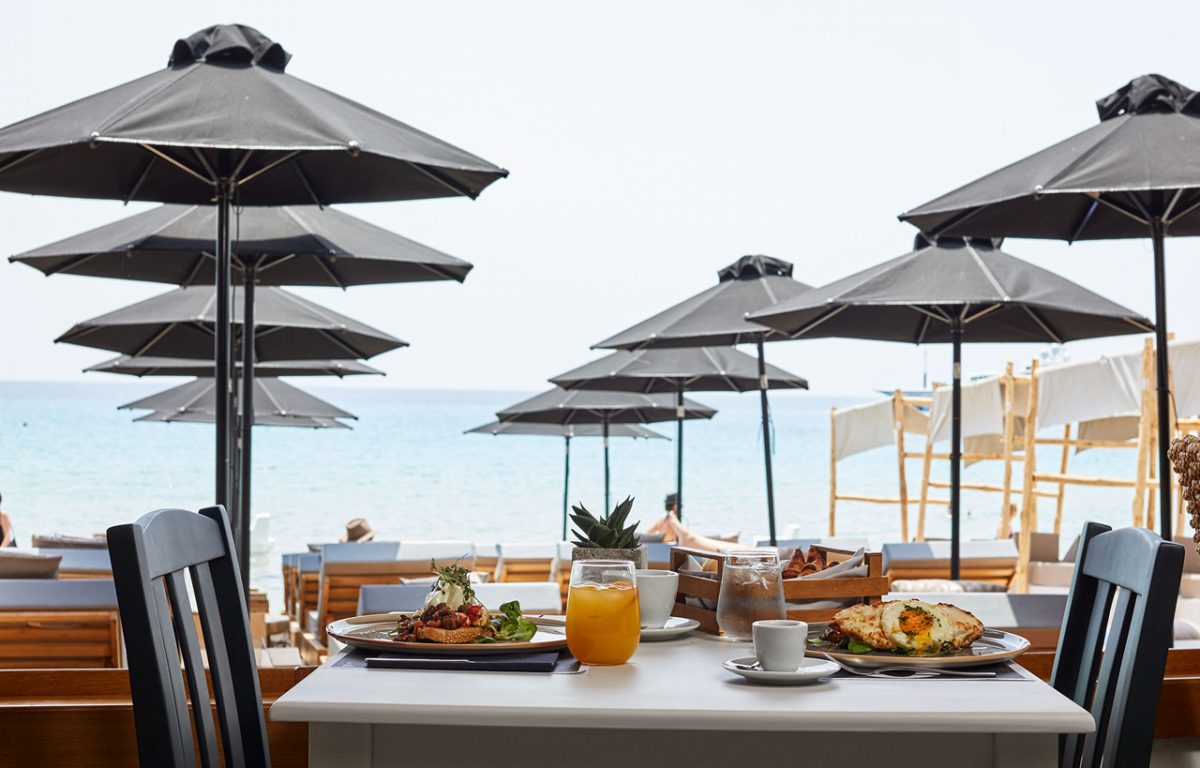  DK Oyster Mykonos Luxury Sea Side Restaurant